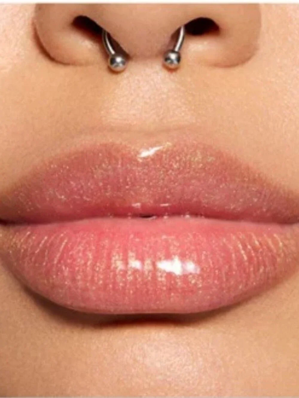 MAC Snapdragon Lipglass Blow Plumping Oil